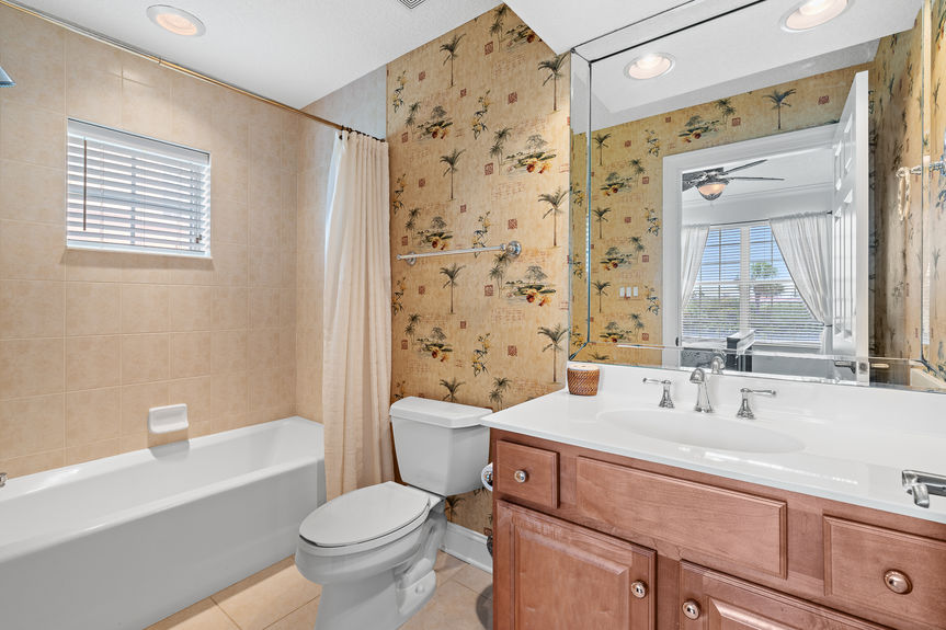 Primary Bathroom at 230 N Serenata Blvd Unit 711