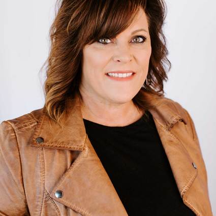 Christy Holt
