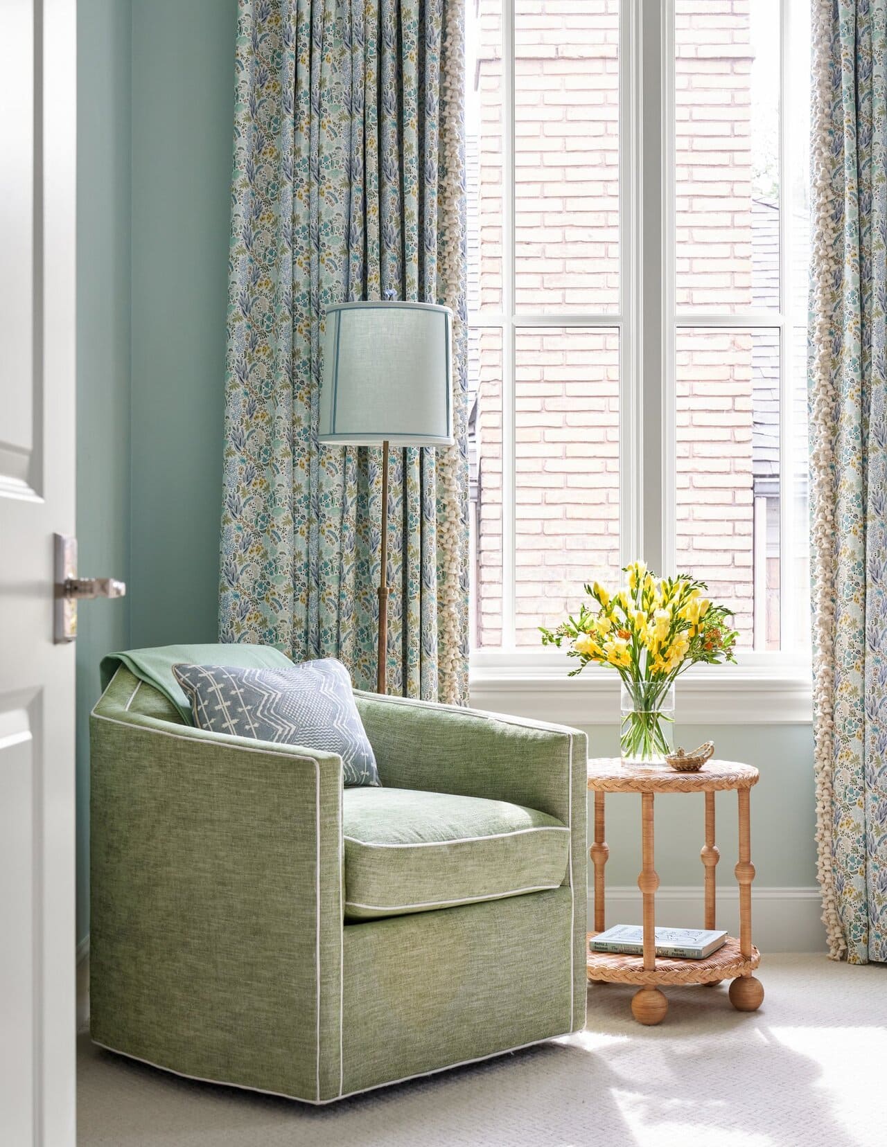 interior-room-details-green