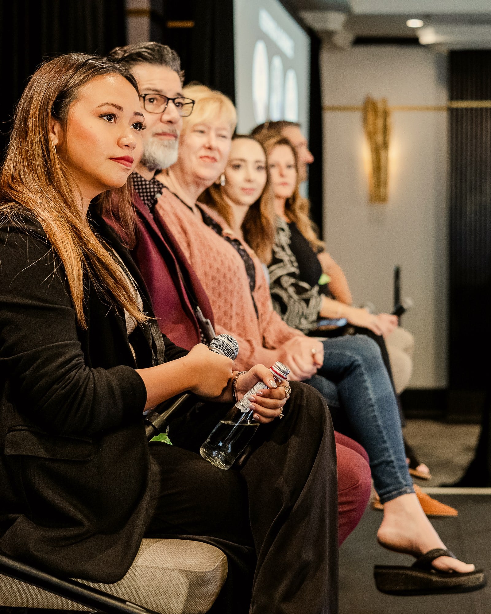 A PREMIERE team leader