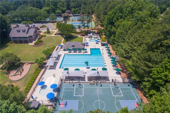 Seven Oaks Country Club