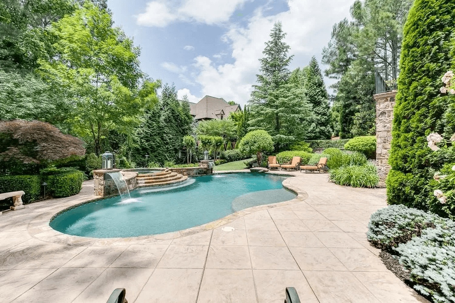 132aeb366201cfc18bf535a59abb3839l-m267749322rd-w2048_h1536