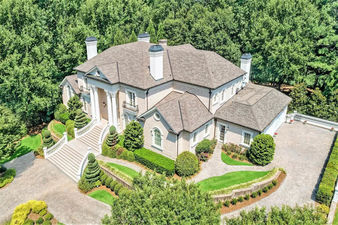 3d11b664430a53feb297e237472b2333l-b2330005456rd-w2048_h1536-compressed