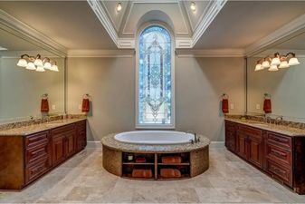 89b2bc684b509118cbb9afd819858d68l-m16rd-w2048_h1536