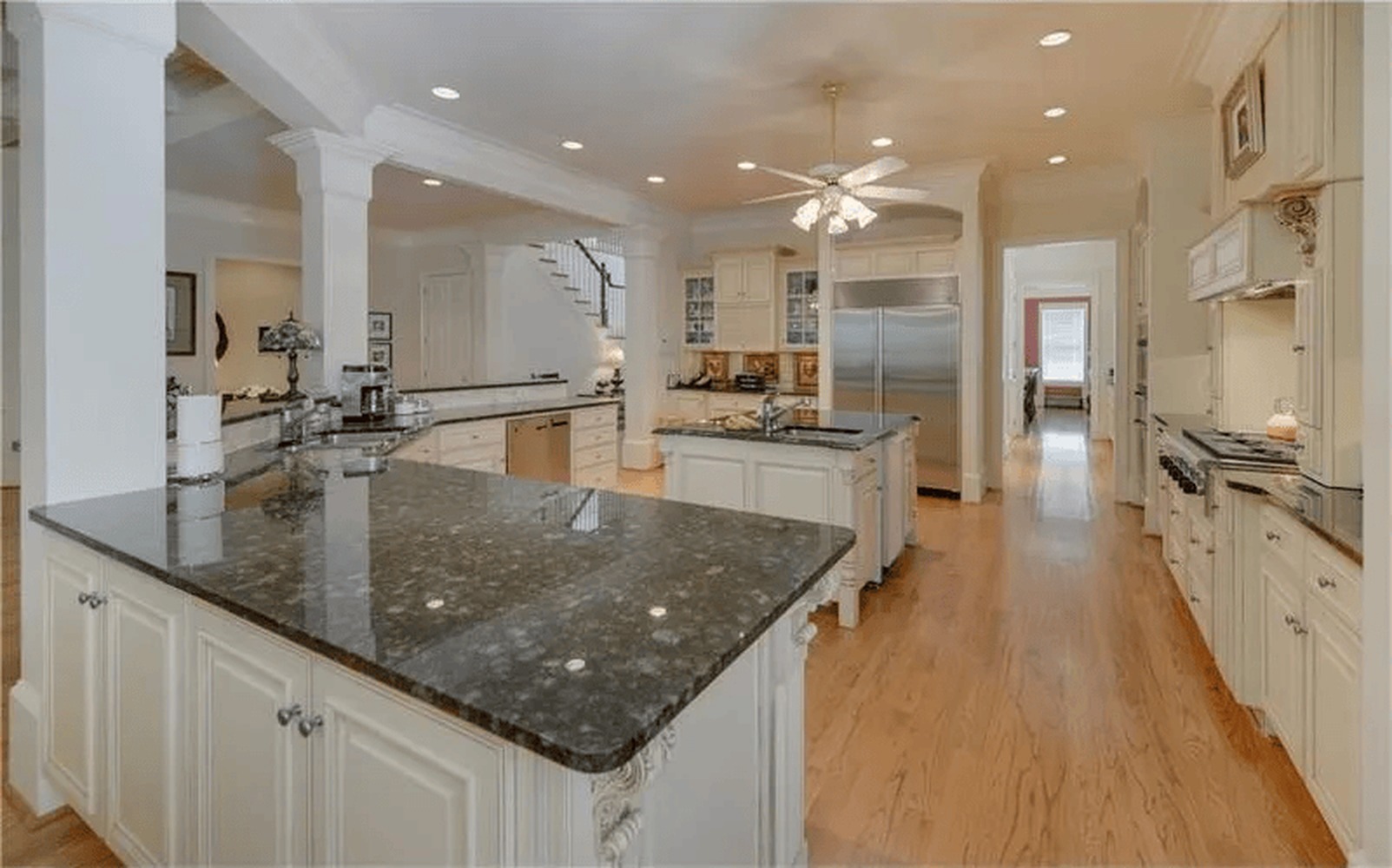 c00422d5970e348b9b28e5445dcac29fl-w10rd-w2048_h1536