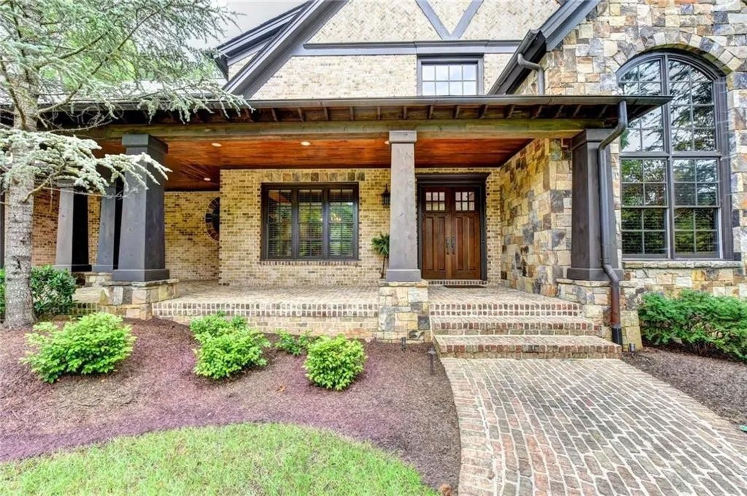 e4e1f5d4074bbd61b170f1adbb0beb53l-m1rd-w2048_h1536