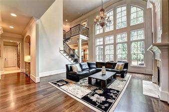 e4e1f5d4074bbd61b170f1adbb0beb53l-m8rd-w2048_h1536