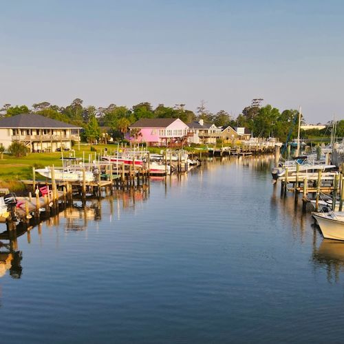 How Do Hurricane Risks Affect Waterfront Home Insurance Costs in Morehead City?