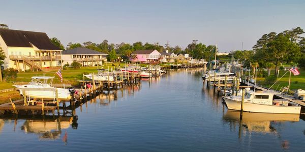 How Do Hurricane Risks Affect Waterfront Home Insurance Costs in Morehead City?