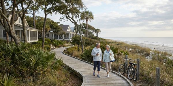 What Is It Like Living in Pine Knoll Shores Year-Round?
