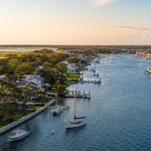 Beaufort vs. Southport, NC: Which Coastal Town Fits You?