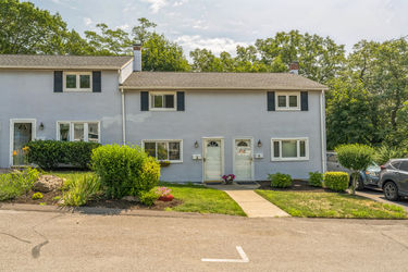 03_3_Lewis_Farm_Rd_Dedham_MA_02026_USA-Exterior-PVM03375