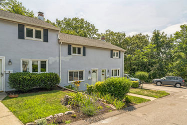 04_3_Lewis_Farm_Rd_Dedham_MA_02026_USA-Exterior-PVM03381