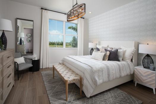 Regency-at-Babcock-Ranch-Lago_Flatwood_GuestBedroom01_920