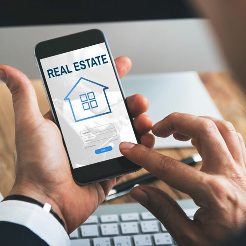 Your Listing Isn’t Competing in Person—It’s Competing on a Phone
