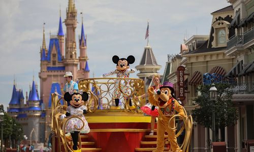 Disney is laying off 28,000 employees as p&hellip;
