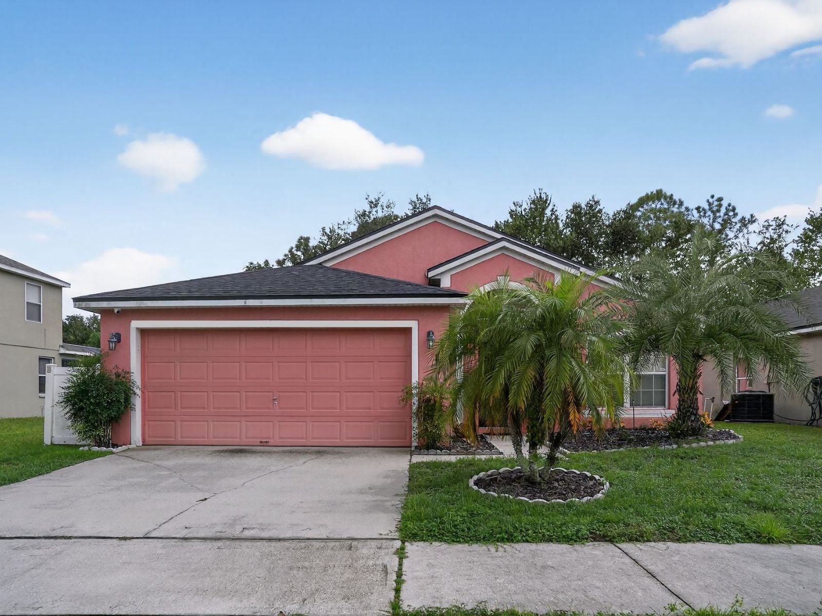 1211 sandy ridge exterior front