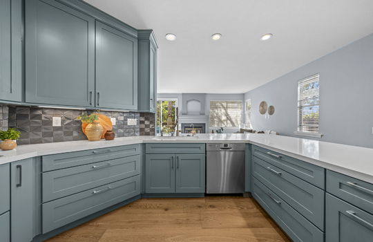 24-web-or-mls-3796-via-las-villas