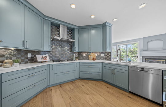 25-web-or-mls-3796-via-las-villas