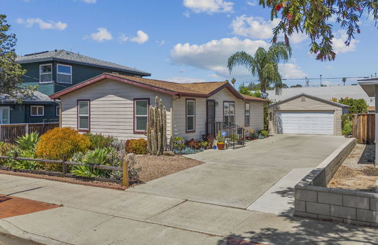1-web-or-mls-7184-amherst-st