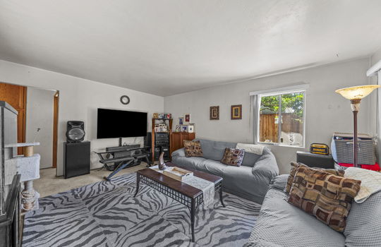 26-web-or-mls-7184-amherst-st