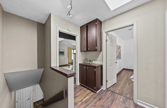 21-web-or-mls-2710-ariane-dr-unit-3