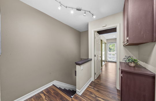 22-web-or-mls-2710-ariane-dr-unit-3
