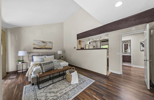23-web-or-mls-2710-ariane-dr-unit-3