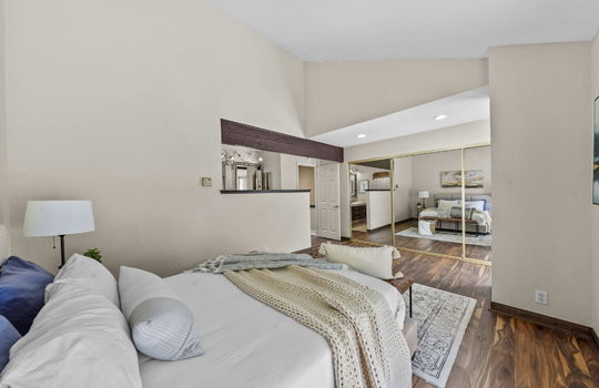 24-web-or-mls-2710-ariane-dr-unit-3