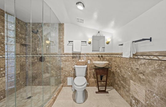 22-web-or-mls-5750-amaya-dr