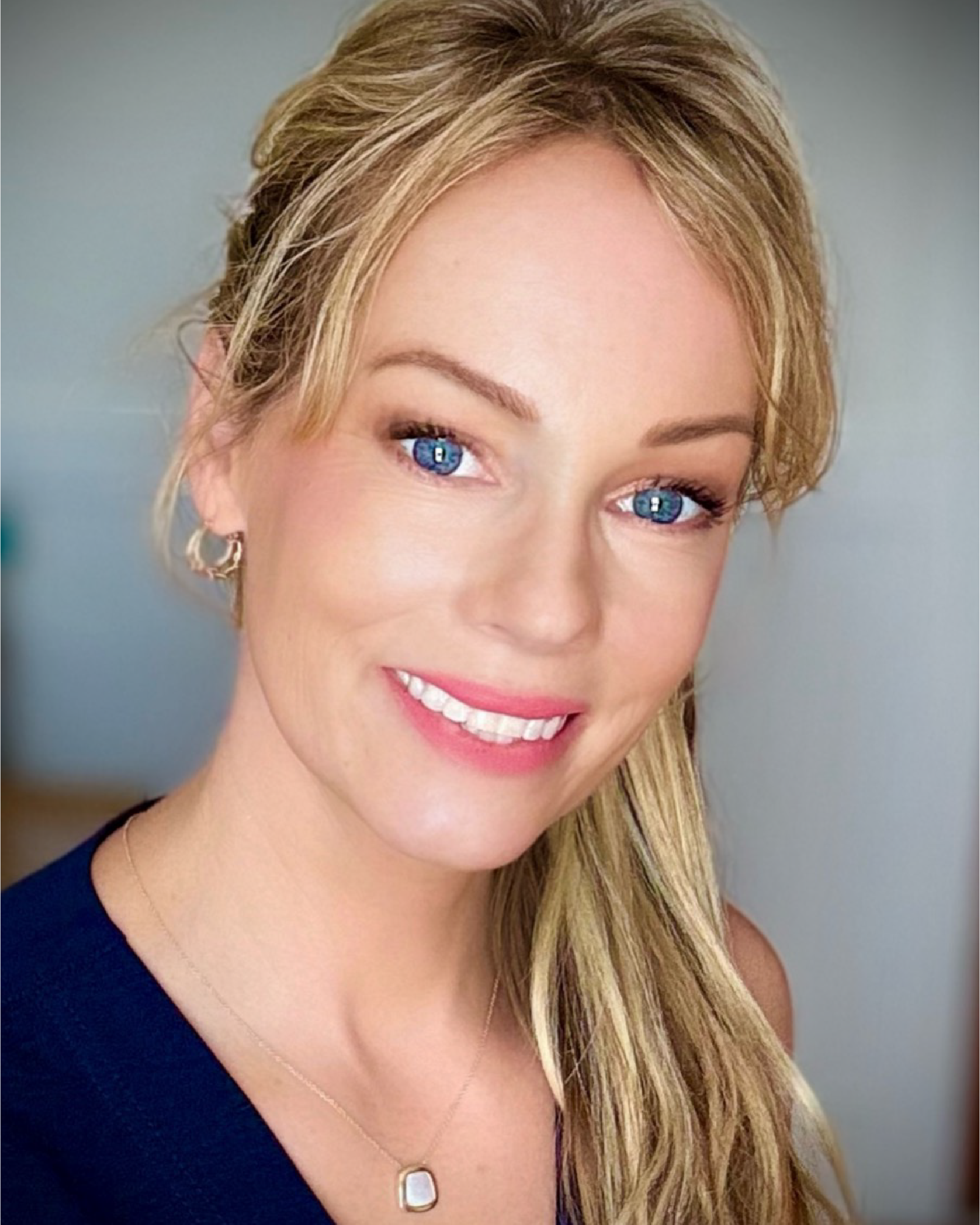 Laura Hille_Website Photo