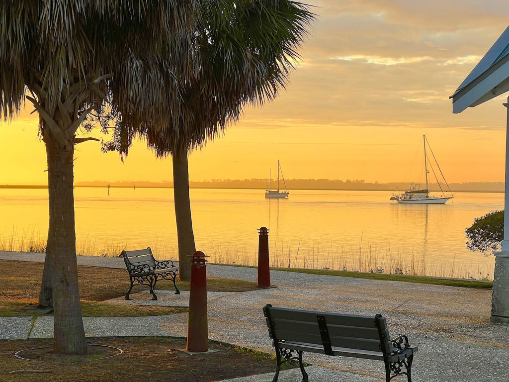 Atlantic Salt Realty Beach Town