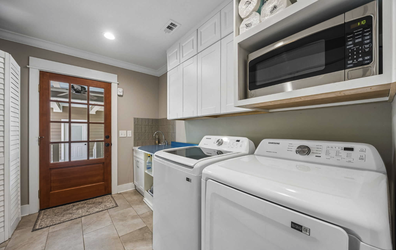 105 Spartina Court Laundry