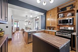 1930 Grand Avenue 17