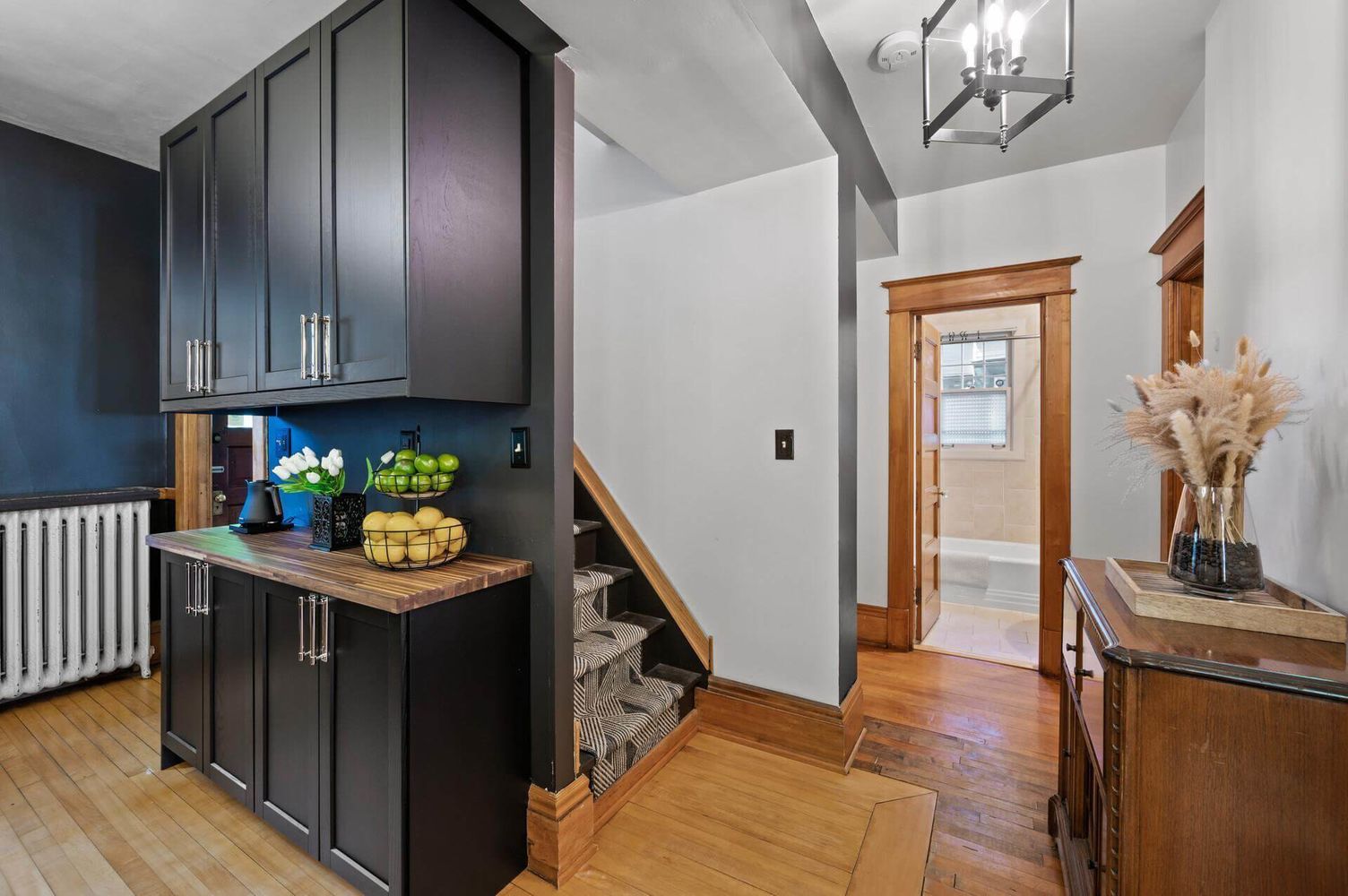 1930 Grand Avenue 19