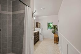 1930 Grand Avenue 31