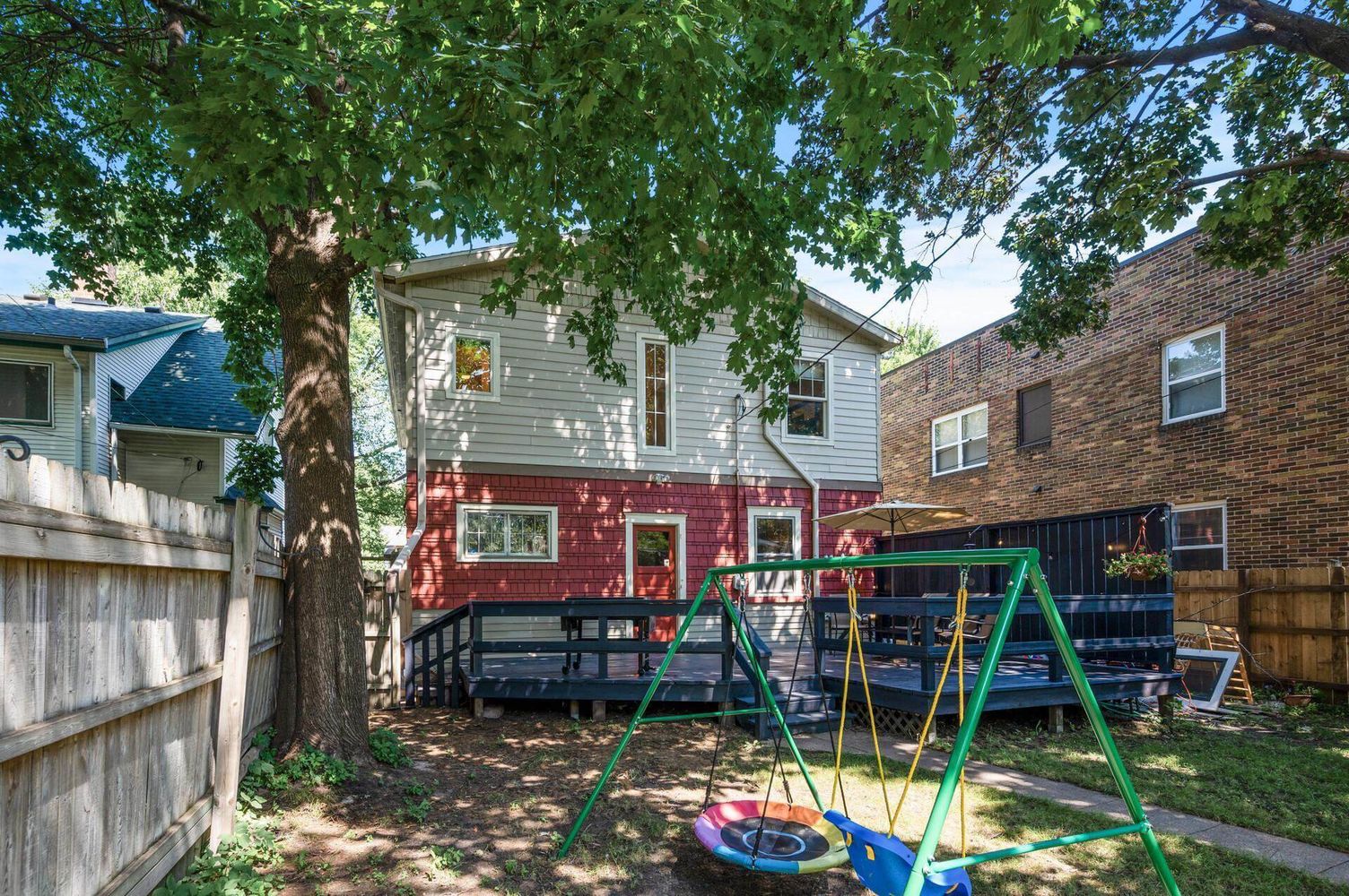 1930 Grand Avenue 43