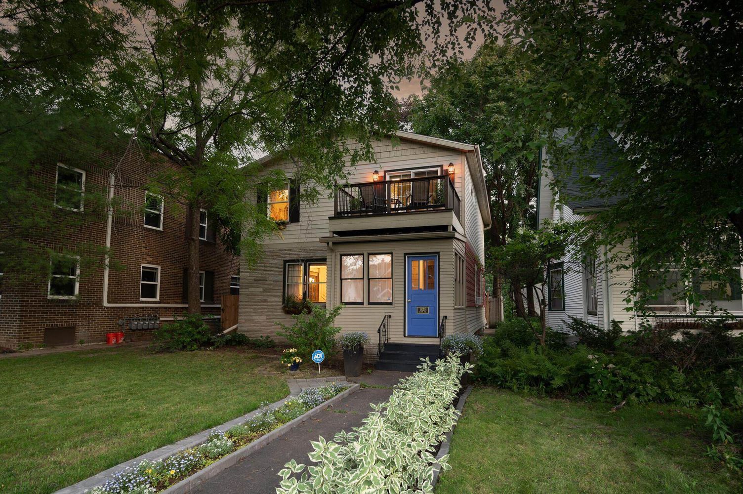 1930 Grand Avenue 55