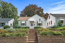 5645 44th Avenue S 1