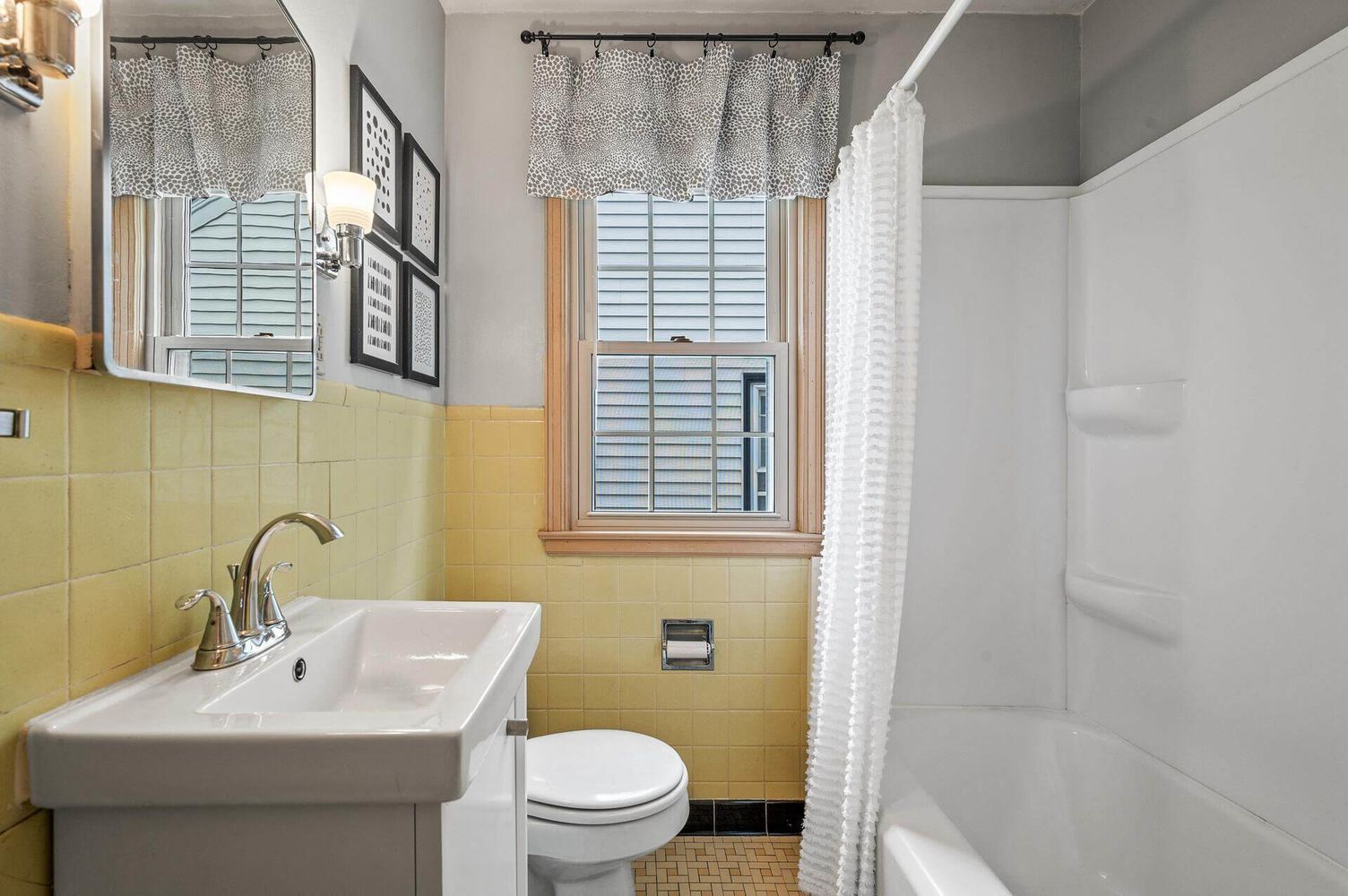 5645 44th Avenue S 16