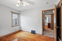 5645 44th Avenue S 18