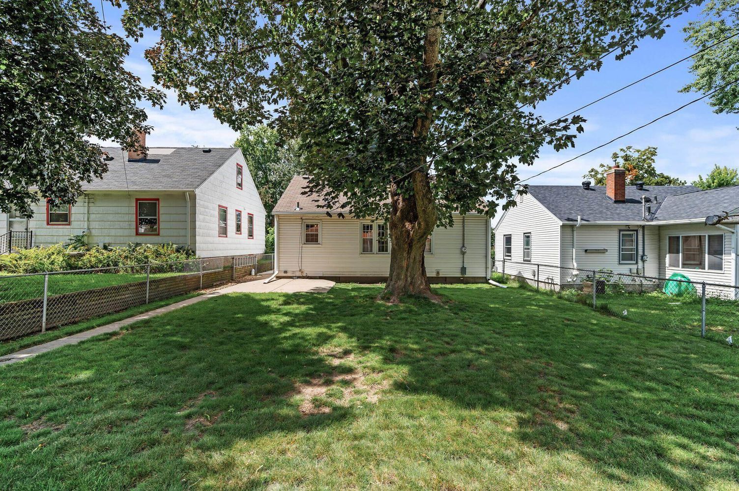 5645 44th Avenue S 23