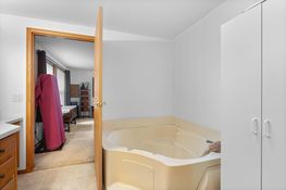 2951 Pomroy Beach Drive 15