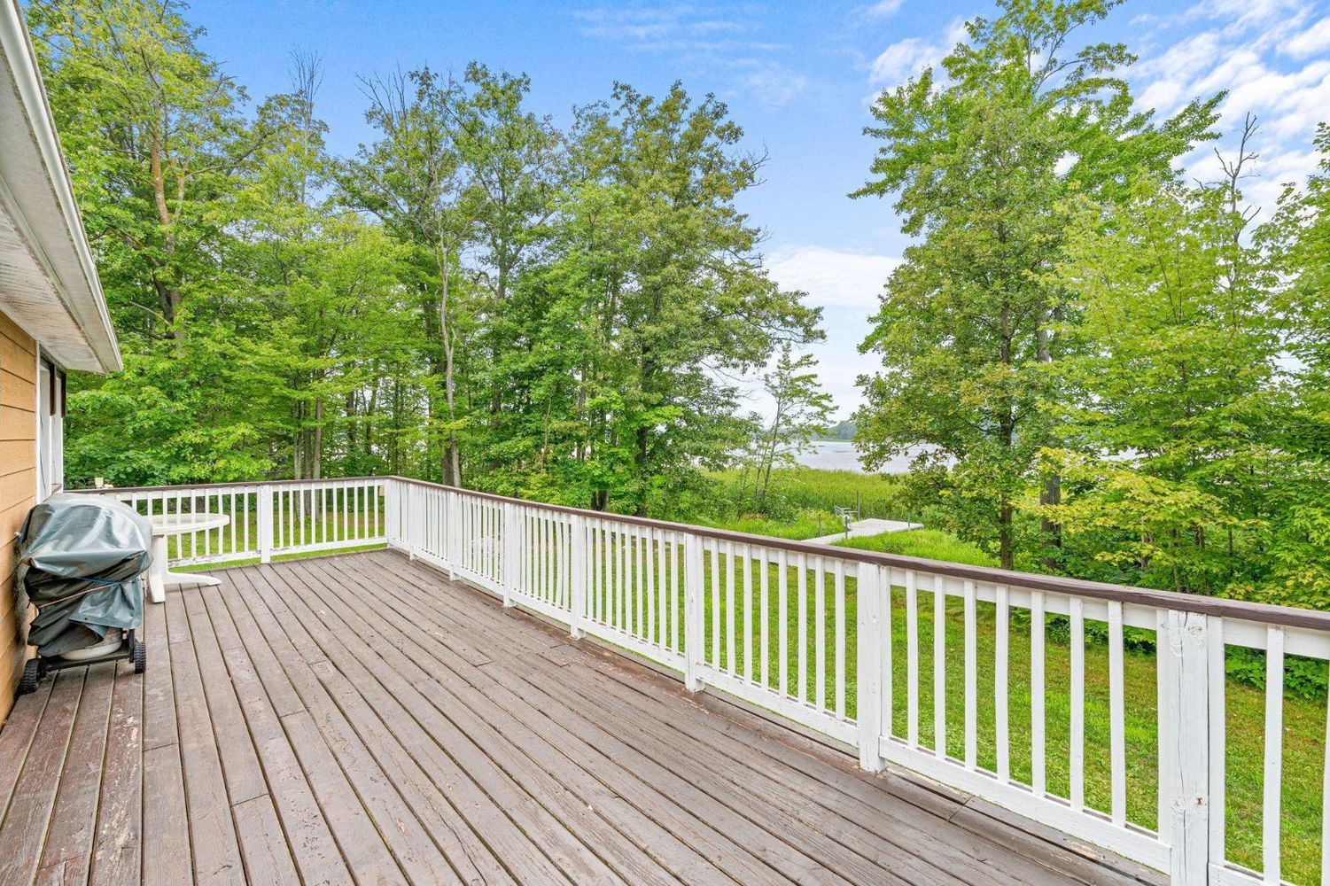 2951 Pomroy Beach Drive 24