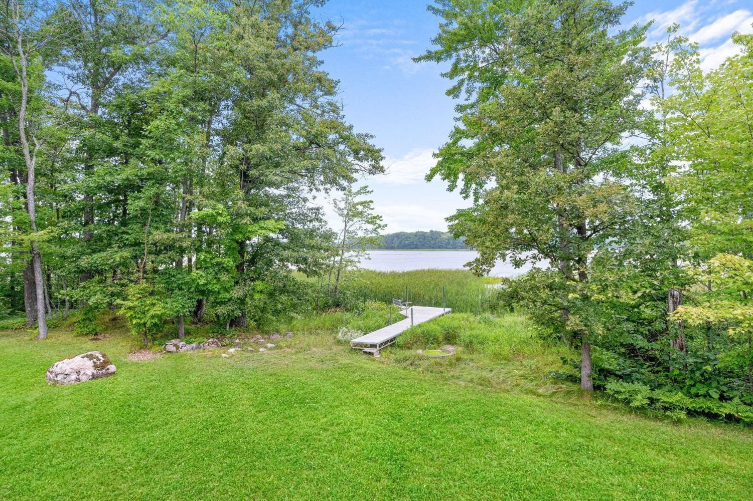 2951 Pomroy Beach Drive 25