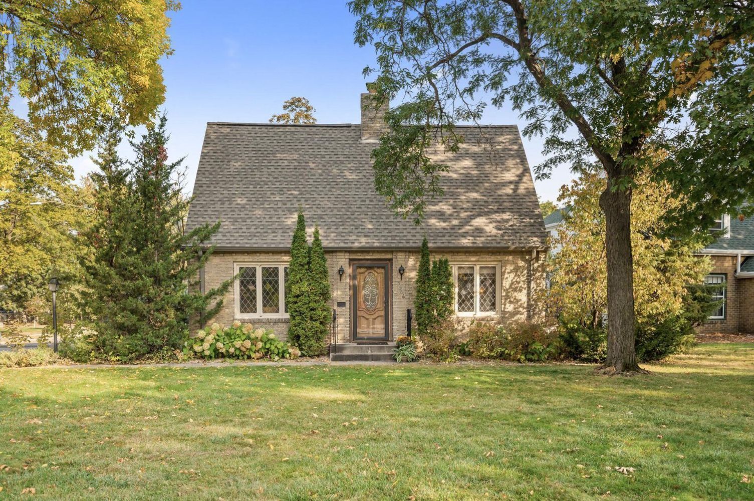 3566 Edmund Boulevard 4