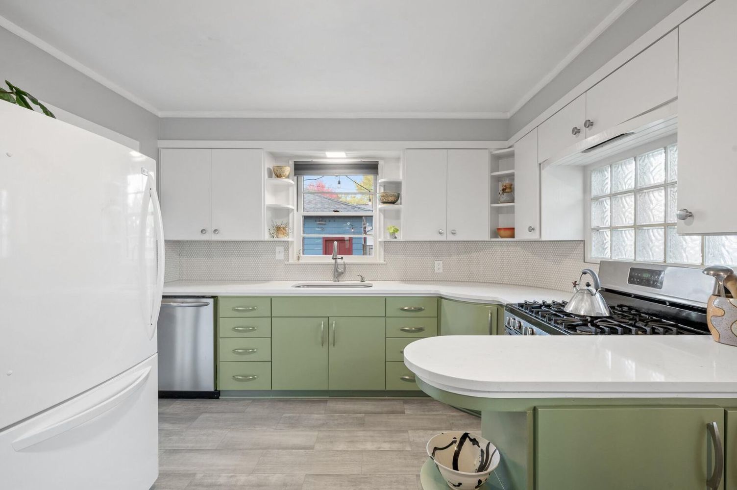 4157 42nd Avenue S 17