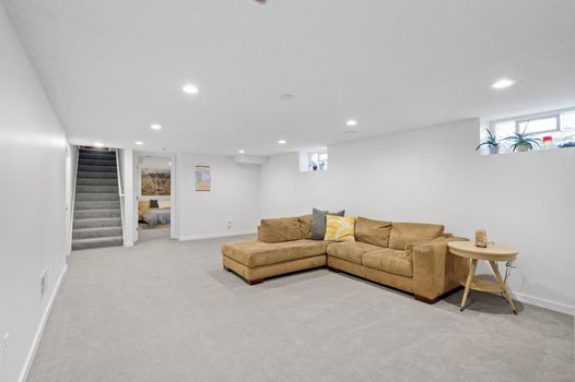 4157 42nd Avenue S 27