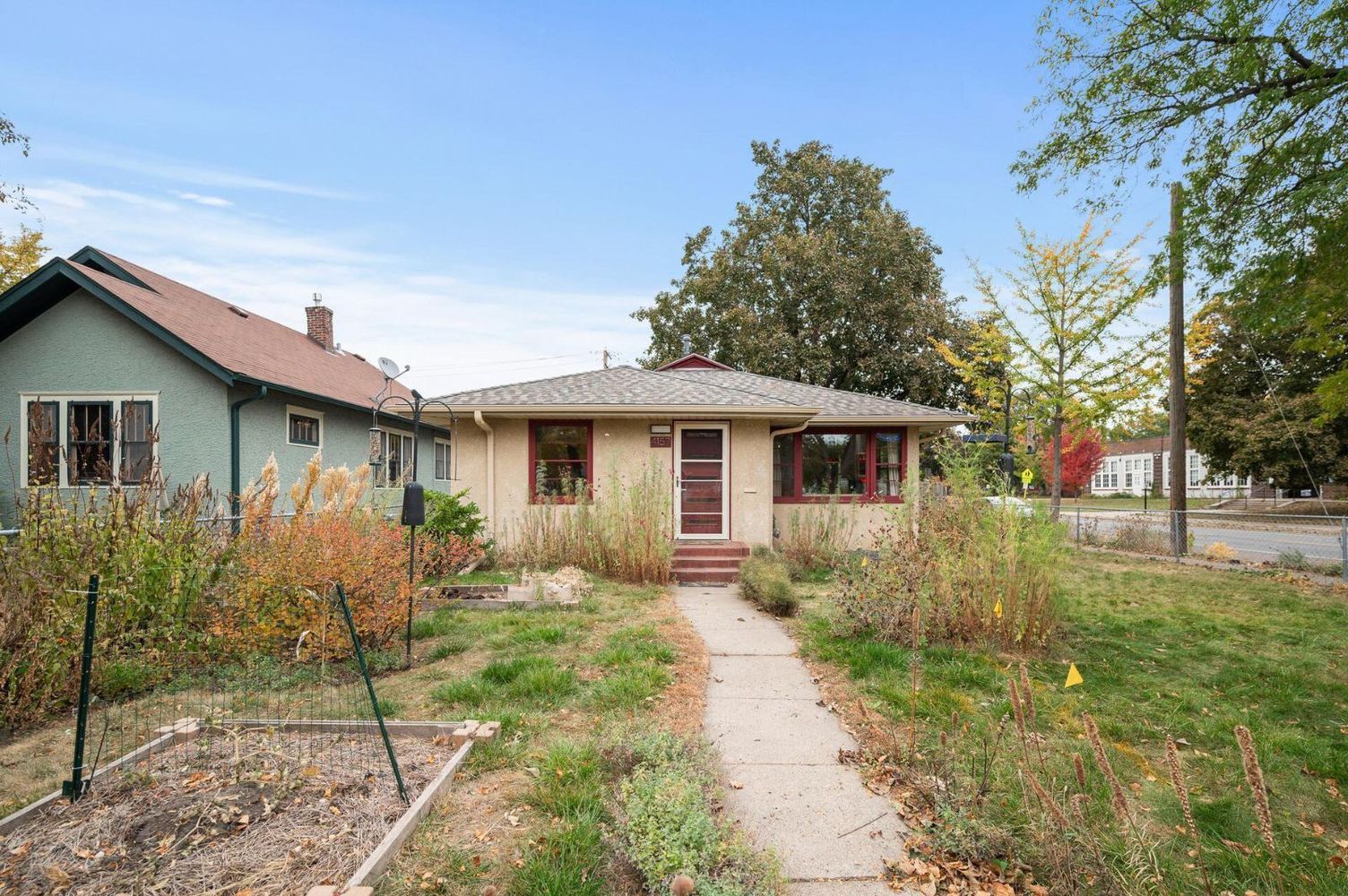 4157 42nd Avenue S 42