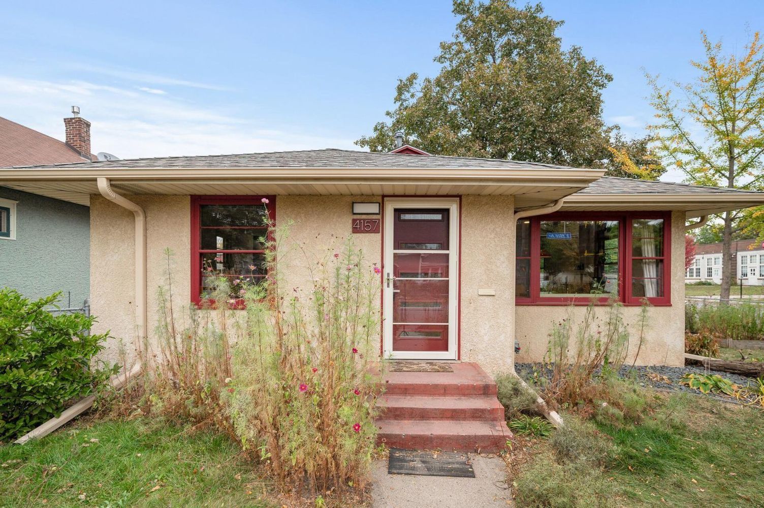 4157 42nd Avenue S 44